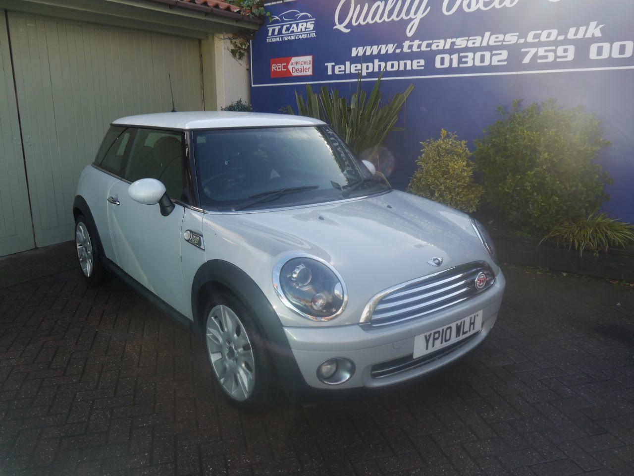 2010 Mini Hatchback