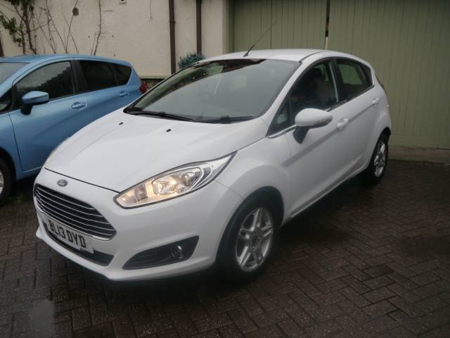 2013 Ford Fiesta 1.0 Zetec 5dr FULL HISTORY